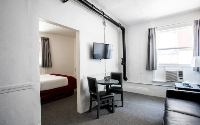 photo 5 of American Hotel