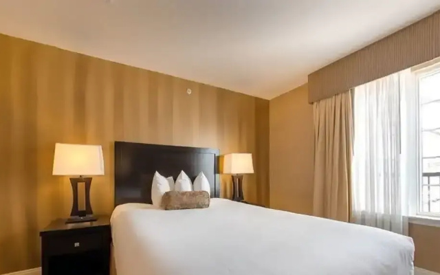 photo 4 of American Hotel