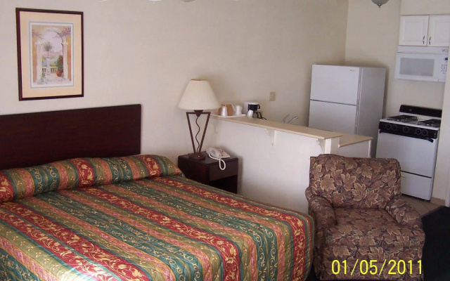 photo 4 of American Inn & Suites
