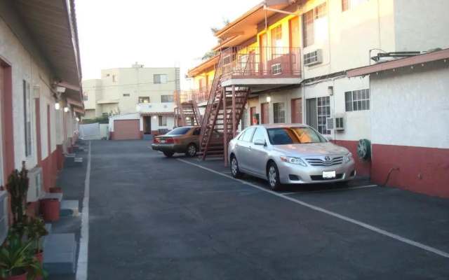 photo 5 of American Inn