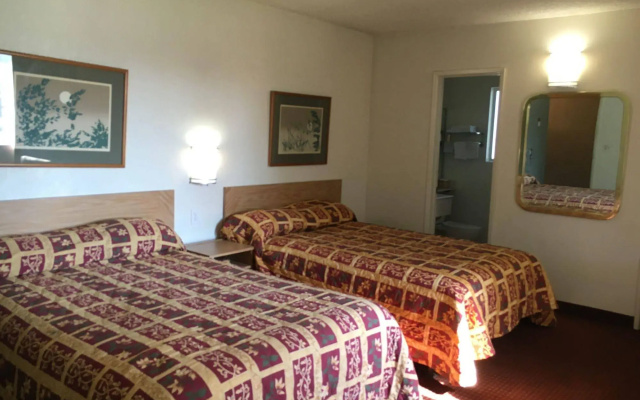 photo 2 of American Inn Ontario