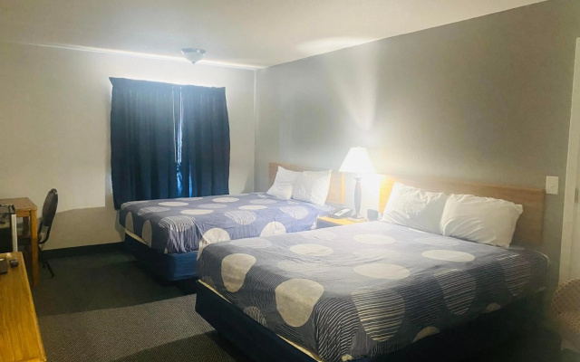 photo 3 of American Inn North Kansas City