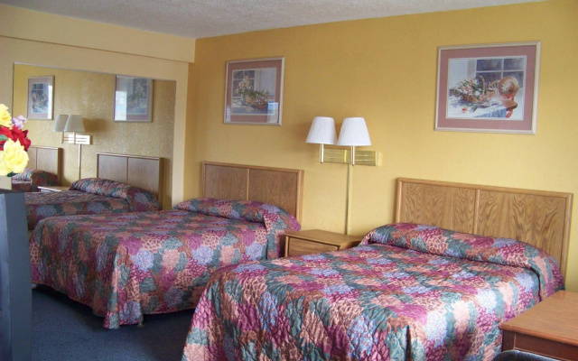 photo 4 of American Motor Inn