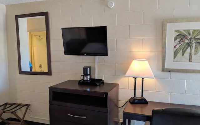 photo 2 of American Quality Lodge Panama City