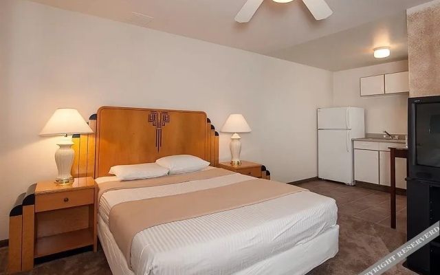 photo 3 of Americana 5 Inn And Suites