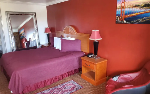 photo 3 of Americana Inn