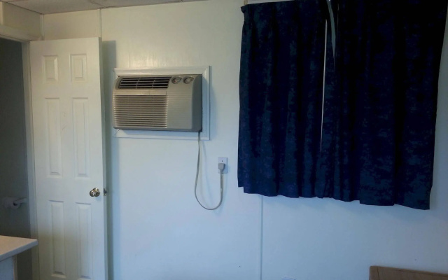 photo 2 of Americana Motel