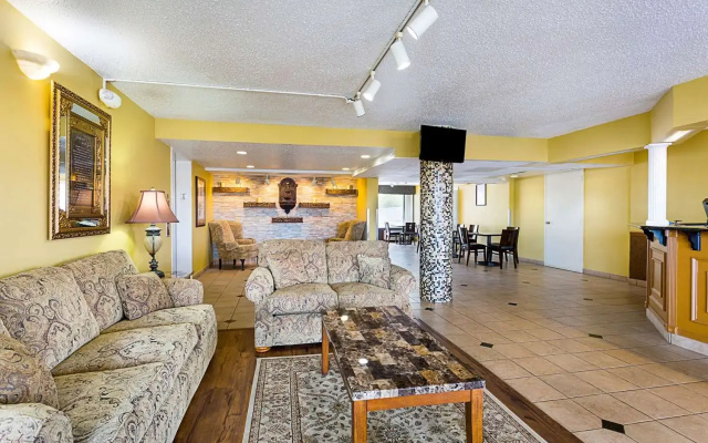 photo 2 of Parkway Inn of Birmingham