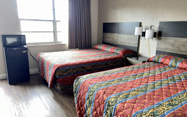 photo 3 of Americas Best Inn and Suites Fort Lauderdale North