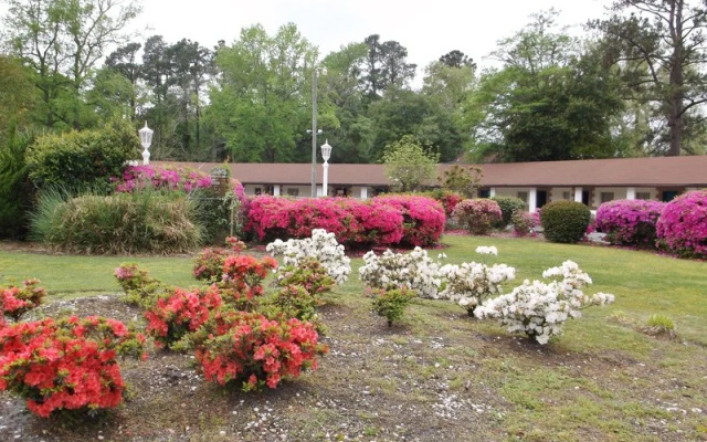 photo 4 of Americas Best Inn And Suites