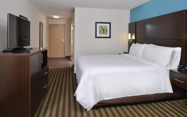 photo 5 of America's Best Inn Montgomery Carmichael