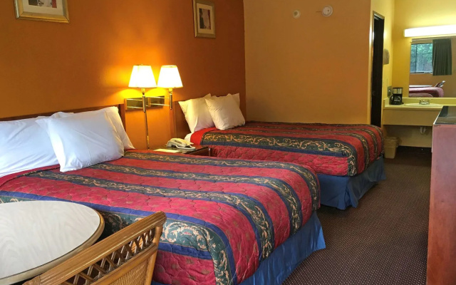 photo 5 of Days Inn by Wyndham York Alabama