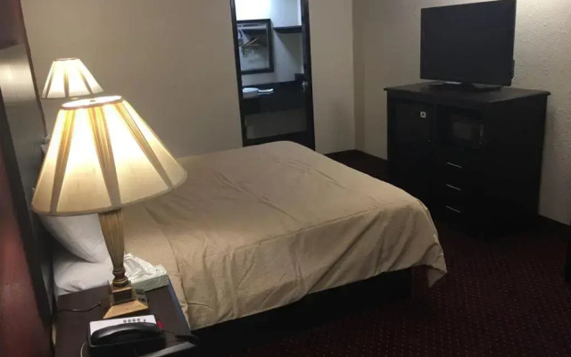 photo 3 of Super 9 Motel