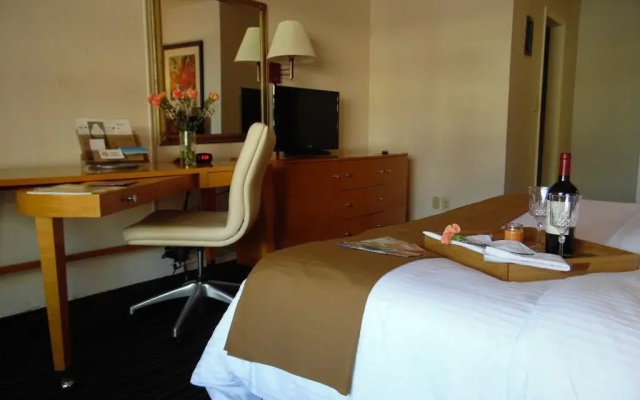 photo 4 of America's Best Inns and Suites