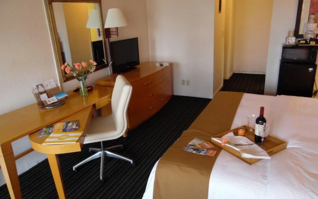 photo 5 of America's Best Inns and Suites