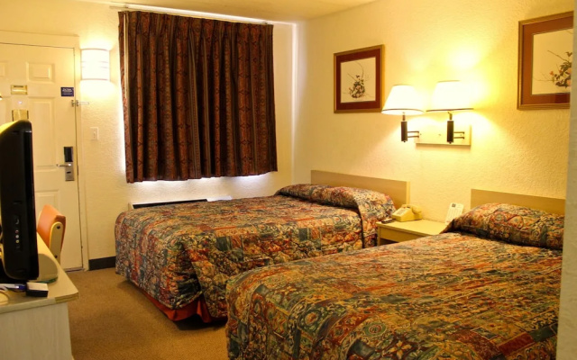 photo 3 of Americas Best Inns Moline