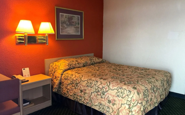 photo 4 of Americas Best Inns Moline