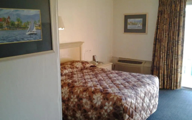 photo 2 of Budgetel Grand Rapids