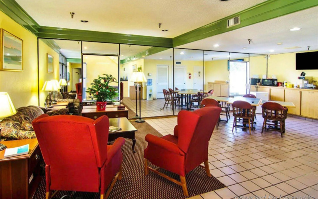 photo 3 of America's Best Inn-Jacksonville