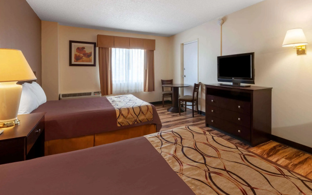 photo 5 of Travelodge by Wyndham Cleveland Airport