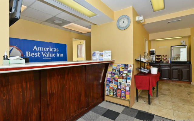 photo 2 of Motel 6 Atlanta, GA - Midtown