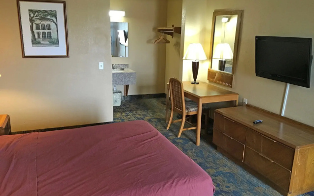 photo 5 of Americas Best Value Inn Livonia Detroit