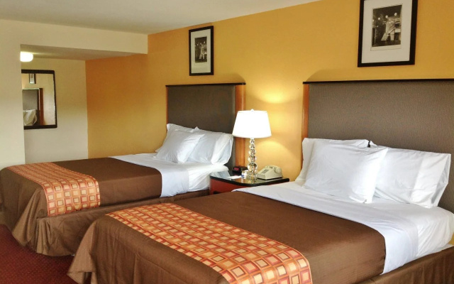 photo 3 of Media Inn and Suites