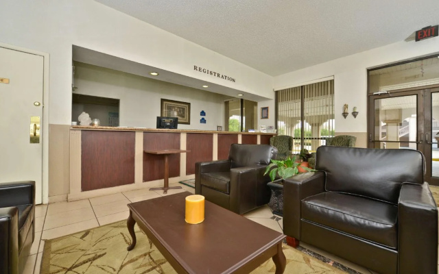 photo 2 of Americas Best Value Inn - Oxford / Anniston