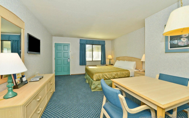 photo 3 of Good Living Inn