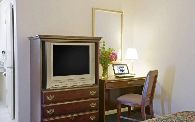 photo 5 of Americas Best Value Inn Sky Ranch Palo Alto