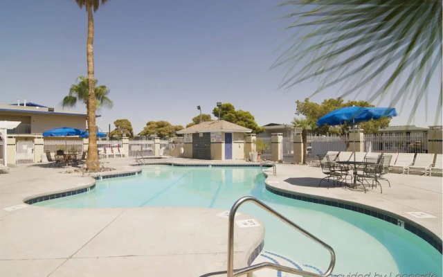 photo 4 of Americas Best Value Inn Las Vegas