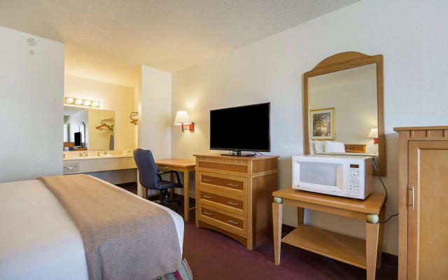 photo 5 of Americas Best Value Inn & Suites Melbourne