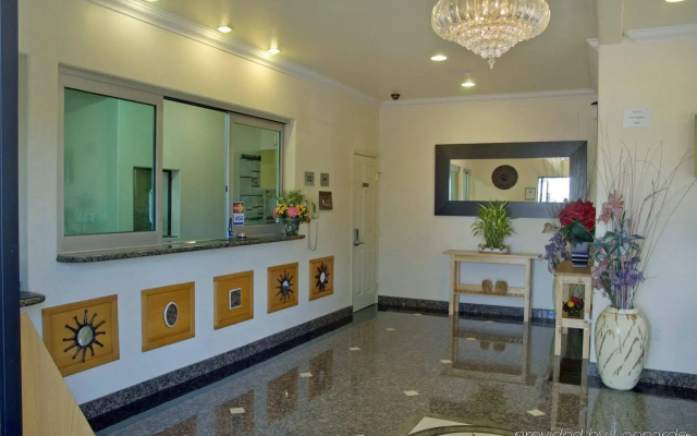 photo 2 of Americas Best Value Inn & Suites El Monte Los Angeles
