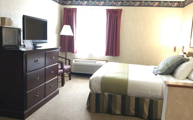 photo 2 of Americas Best Value Inn & Suites St. Louis, St. Charles Inn