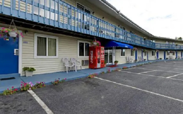 photo 3 of Americas Best Value Inn