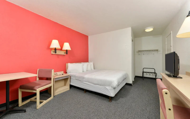 photo 2 of Americas Best Value Inn- Anderson