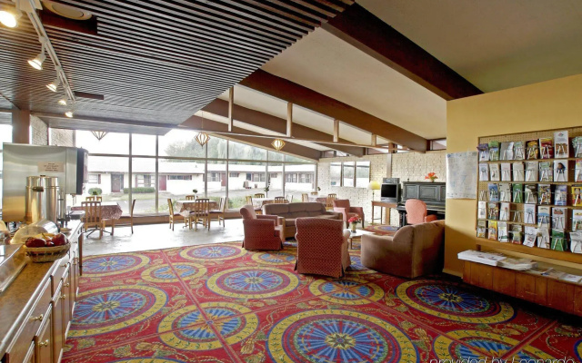 photo 2 of Americas Best Value Inn Geneva