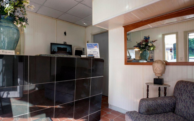 photo 2 of Americas Best Value Inn-Highland/Poughkeepsie