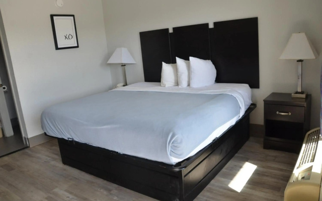 photo 3 of OYO Hotel Covington GA