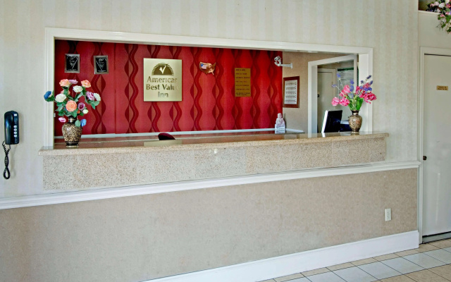 photo 2 of Rodeway Inn Canton