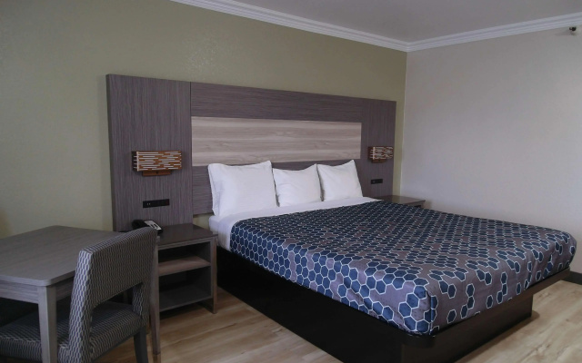 photo 3 of Americas Best Value Inn Rialto