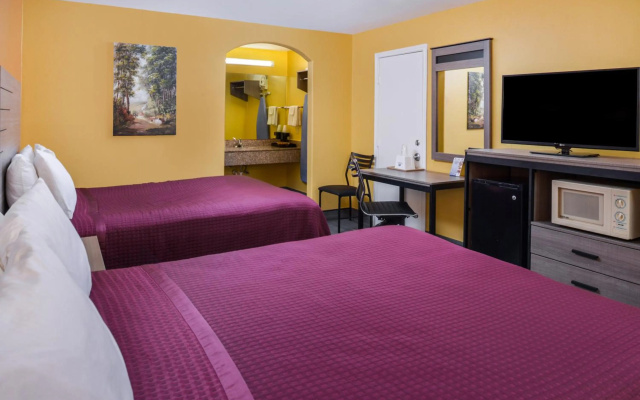 photo 3 of Americas Best Value Inn West Columbia
