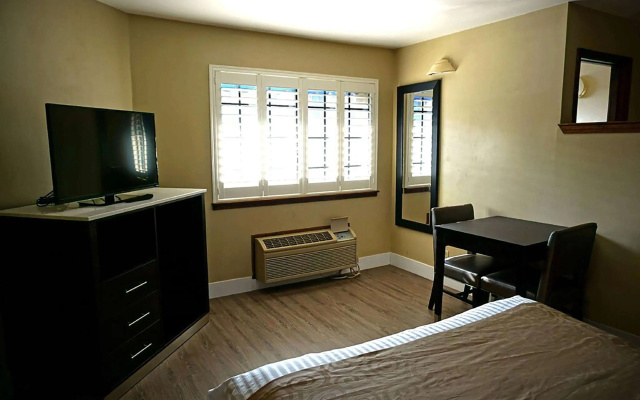 photo 3 of Travelodge by Wyndham Concord