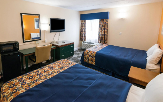 photo 5 of Cambridge Inn