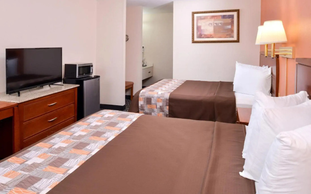 photo 4 of Americas Best Value Inn Sullivan