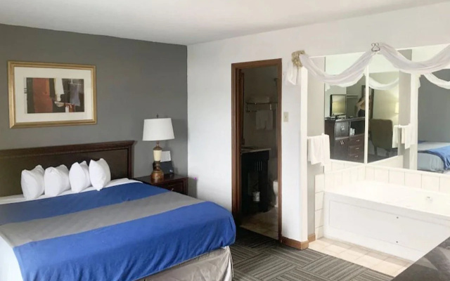 photo 3 of Americas Best Value Inn-Lake St. Louis