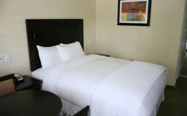 photo 3 of Raincross Hotel