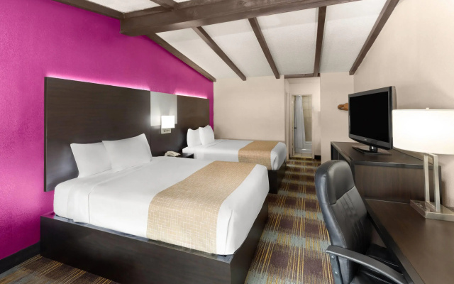 photo 5 of Travelodge by Wyndham New Braunfels