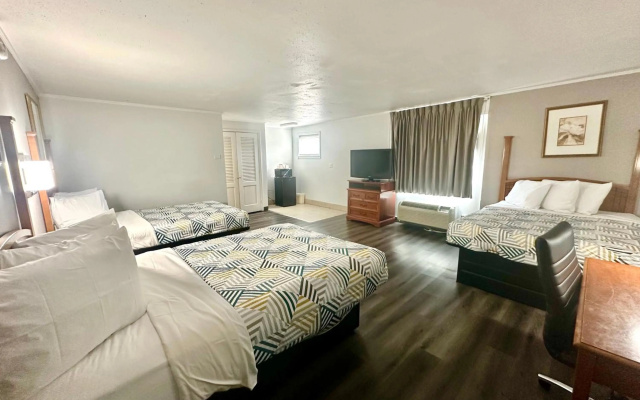 photo 3 of Red Carpet Inn