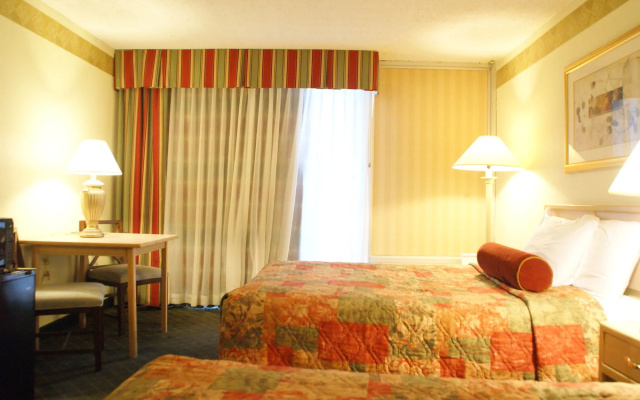 photo 5 of Brentwood Inn & Garden